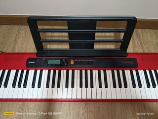 Casio Keyboard Piano Casiotone CT-S200  with bench and keyboard x stand (CHEAPEST ON CAROU) can AUX and use the keyboard speakers to play songs from your phone! Can also plugin earpiece or earphone to play piano in private only for your ears
