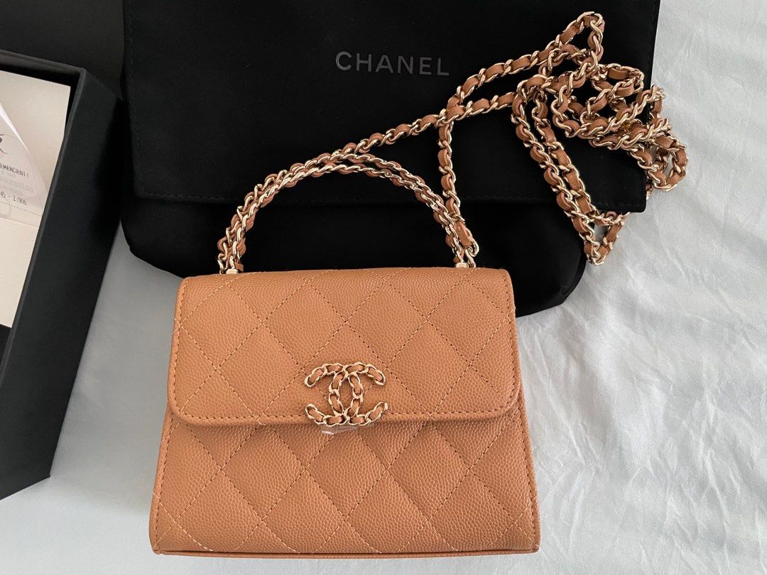 Chanel Vintage Kelly Lambskin Bag.