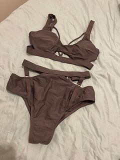 （分類：）位於 。 由 amyannyma 提交（商品編號 1227080664，圖片 1）。簡介： 。