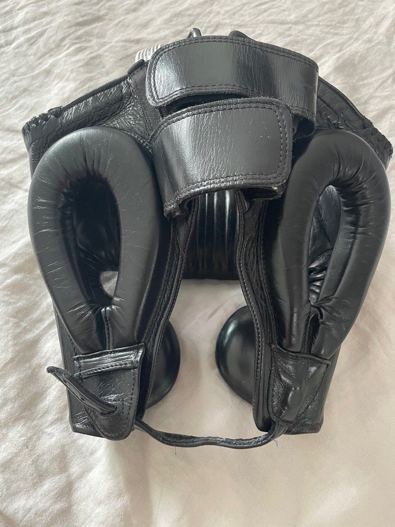 Cleto Reyes headgear, Sports Equipment, Other Sports Equipment and