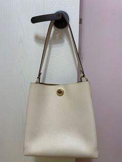 （分類：）位於 。 由 ccccccllllll 提交（商品編號 1227101432，圖片 1）。簡介： 。