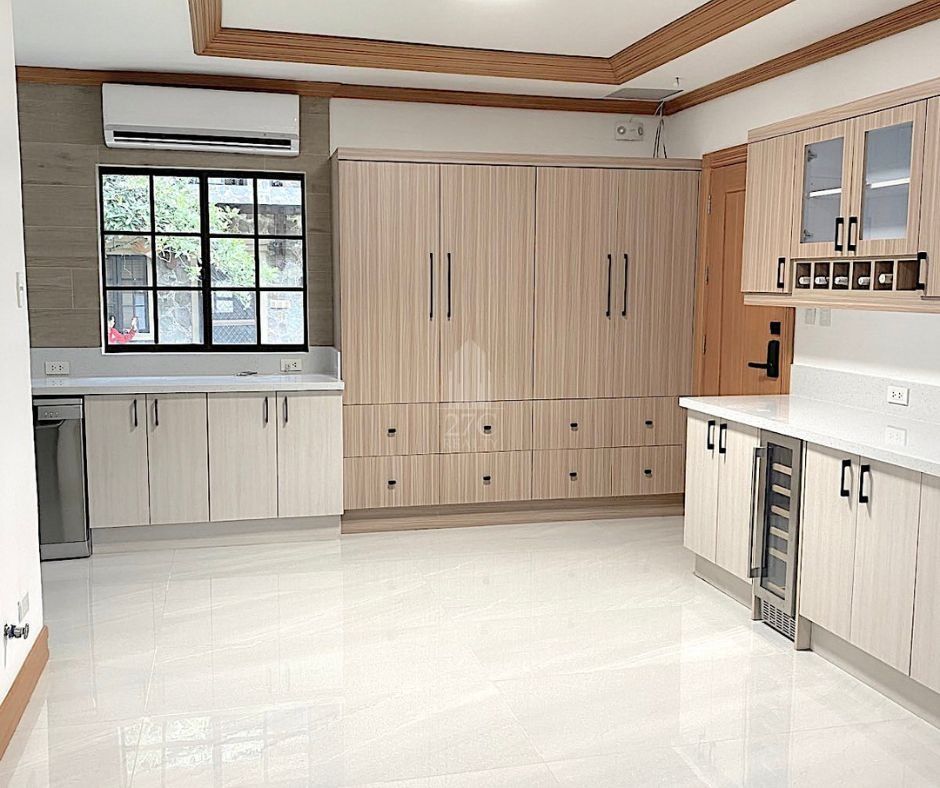 Corner 2Storey House for Sale in Sta. Rosa Estates 2, Property, For