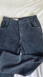 (Category: ) located in . Submitted by regcloset (Listing ID 1227119312, Image 1). Description: .