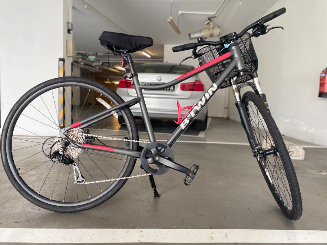 Decathlon Hibrid bike Riverside 500, Sports Equipment, Bicycles & Parts