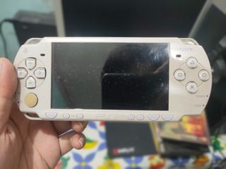Defective PSP Slim (2000)