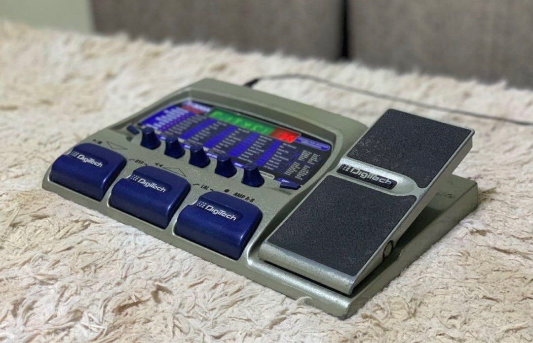 Digitech RP300A electric guitar multieffects (equipped with drum