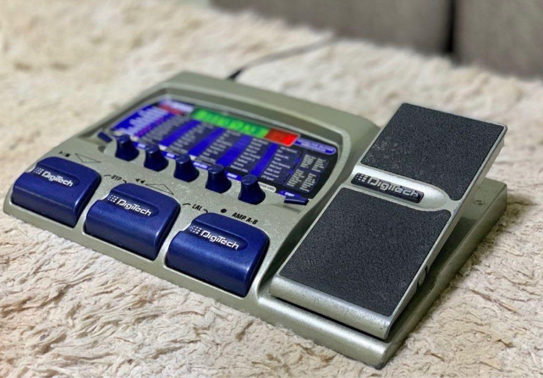 Digitech RP300A electric guitar multieffects (equipped with drum