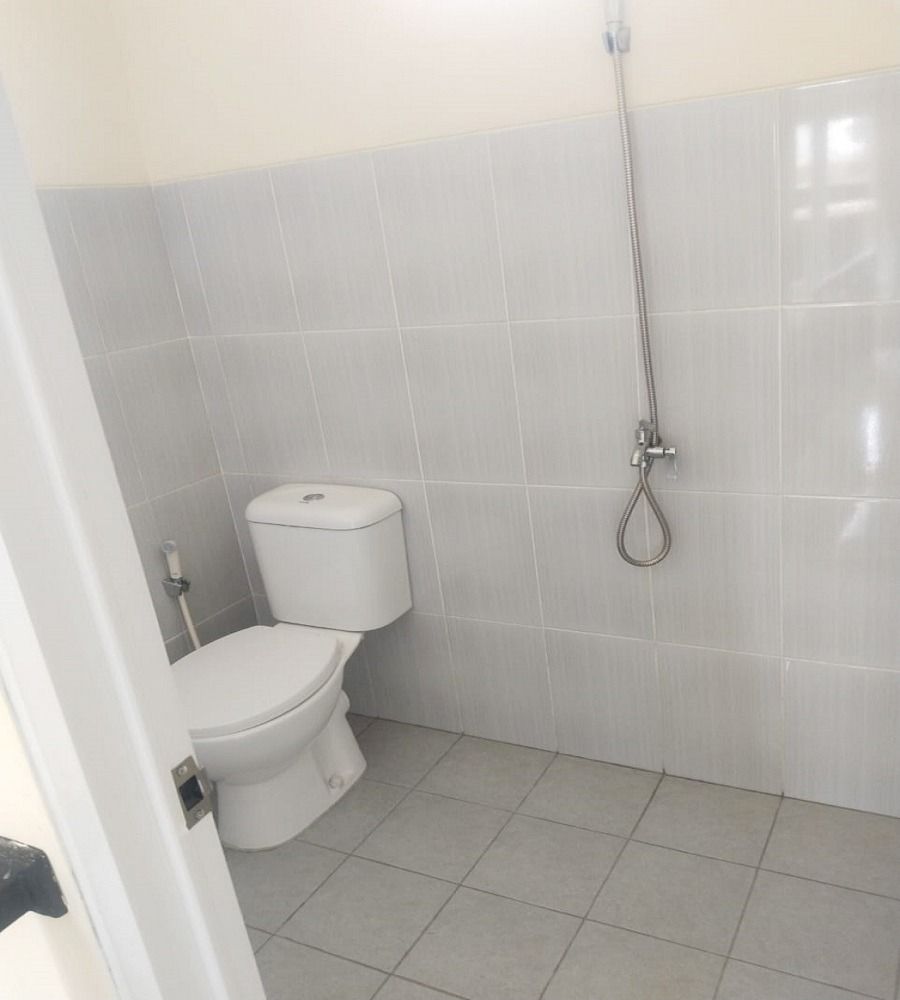 dijual_rumah_baru_2_lantai_di__1681705983_94daeffd_progressive