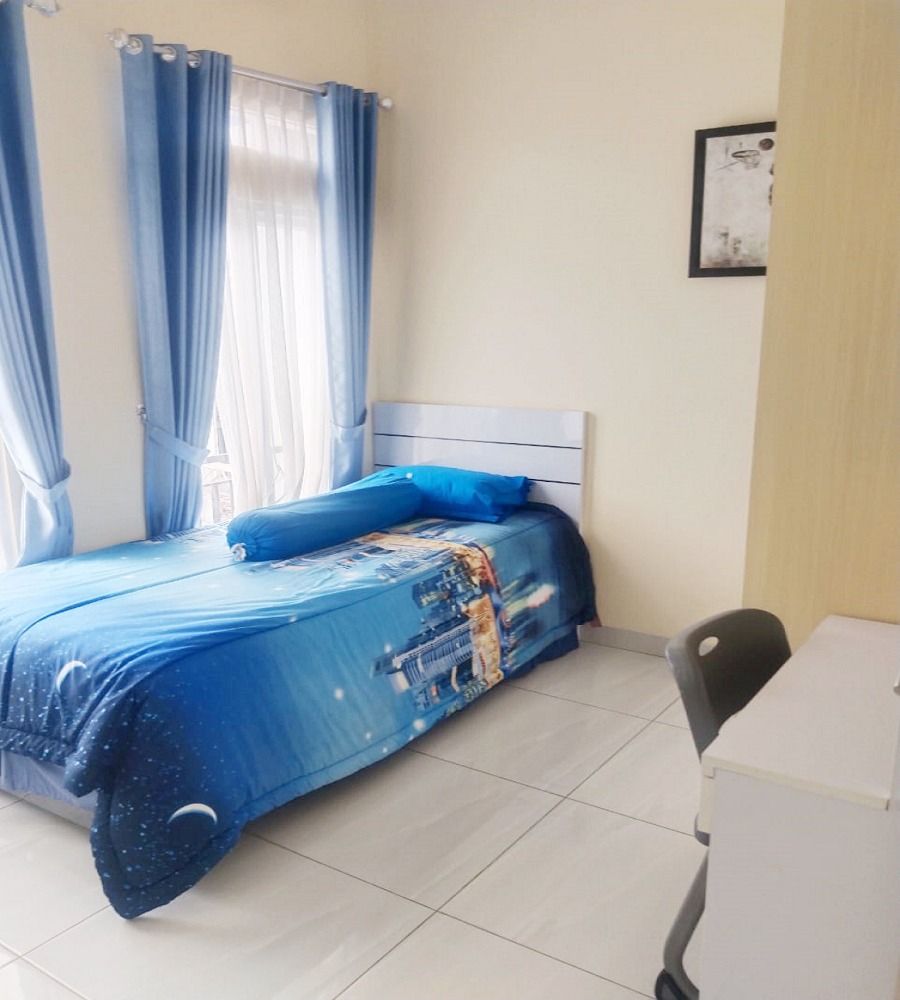 dijual_rumah_baru_2_lantai_di__1681705983_f93e9393_progressive