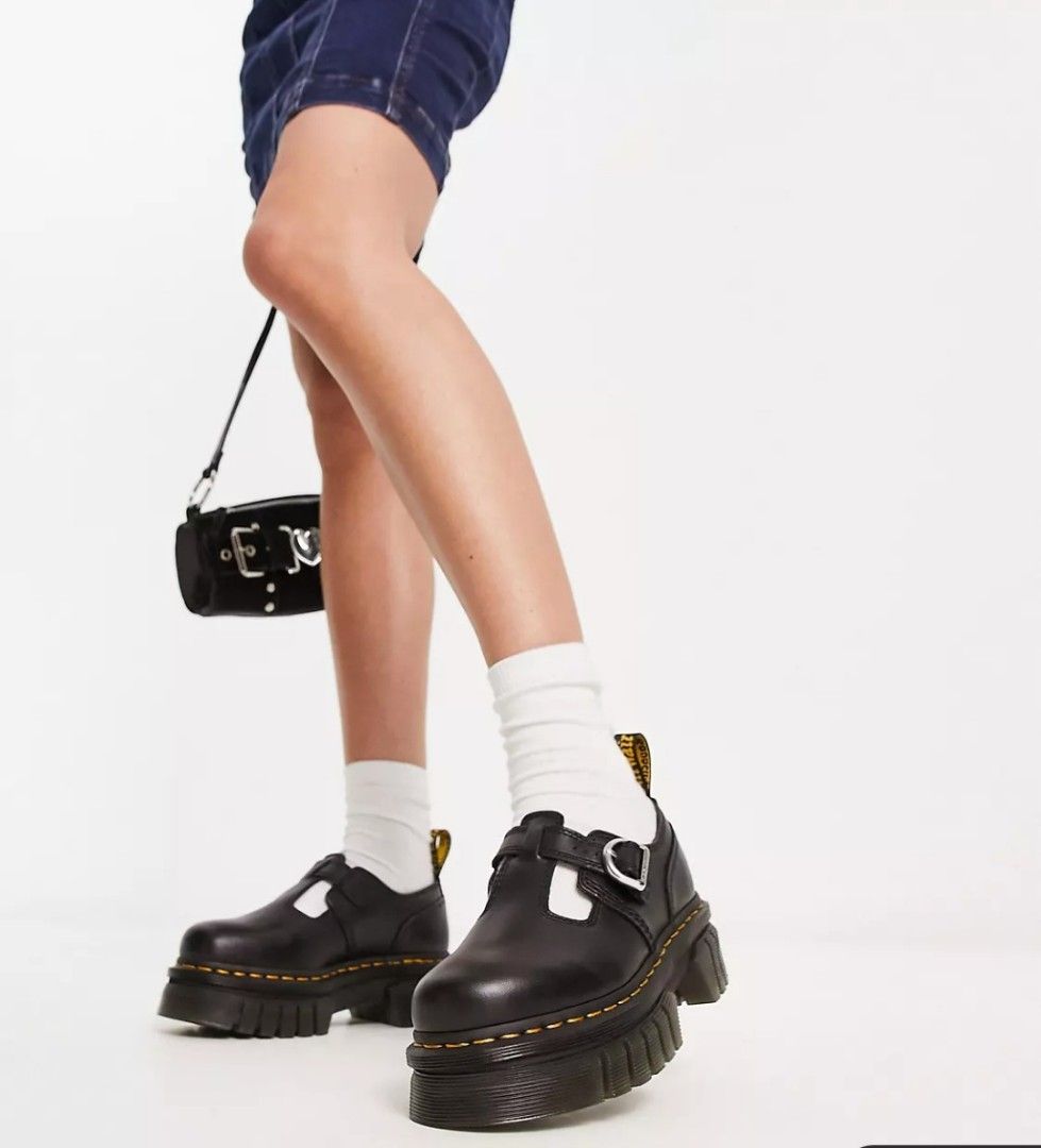 Dr Martens audrick t-bar