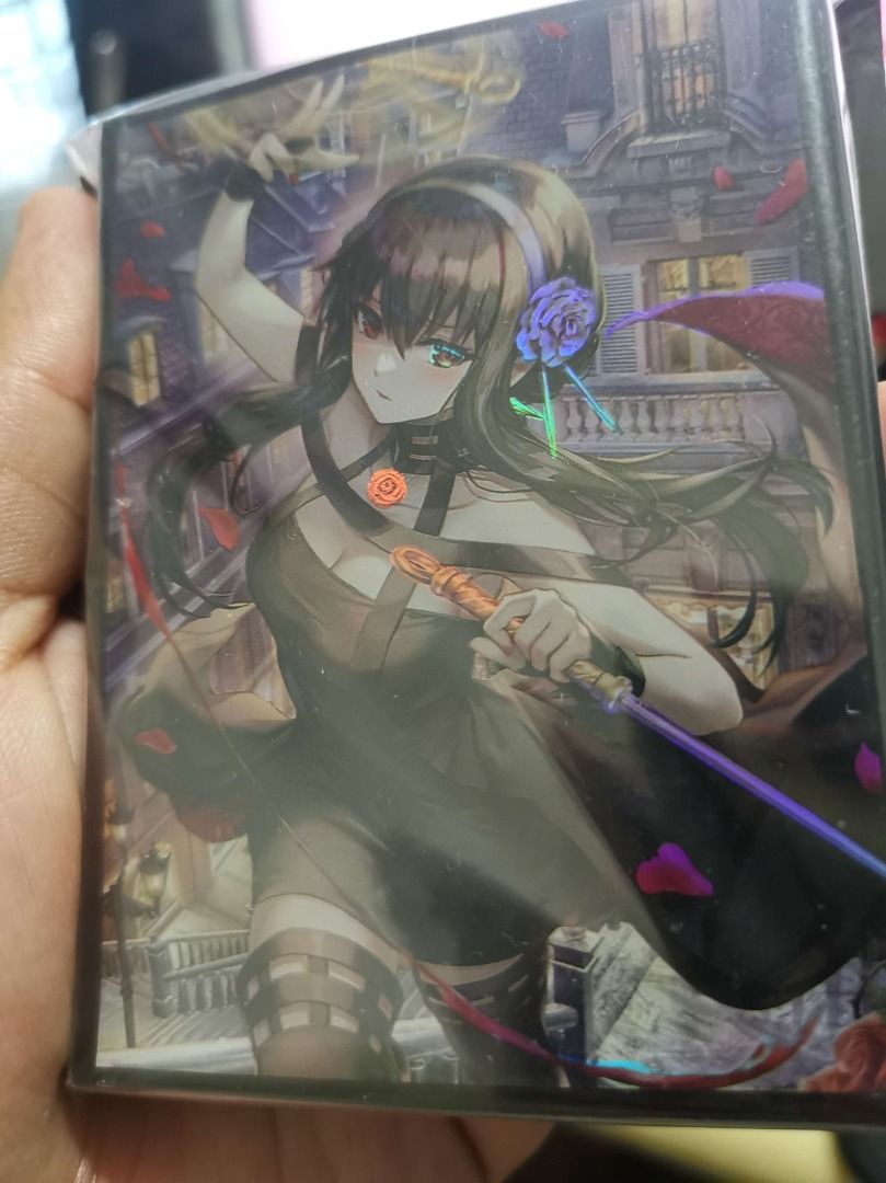 spy x family card sleeves Product Explanation The 637th edition of the very popular Sleeve Collection High Grade SPY x FAMILY Anya Card