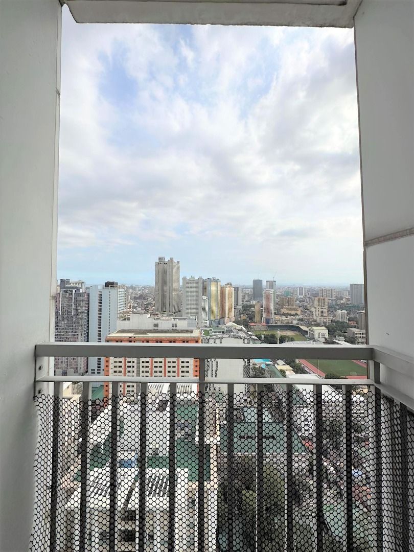 For RENT near DLSU Manila, LRT, Ospital ng Maynila and University Mall