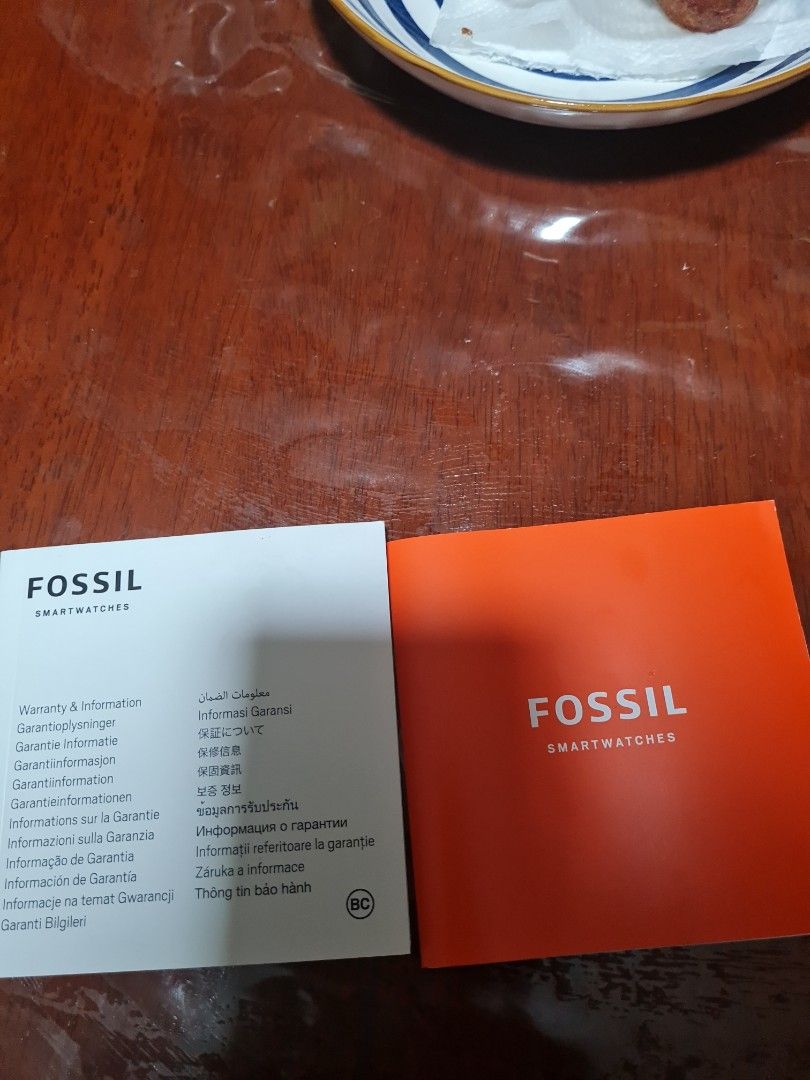 Fossil smart watch model DW9F1
