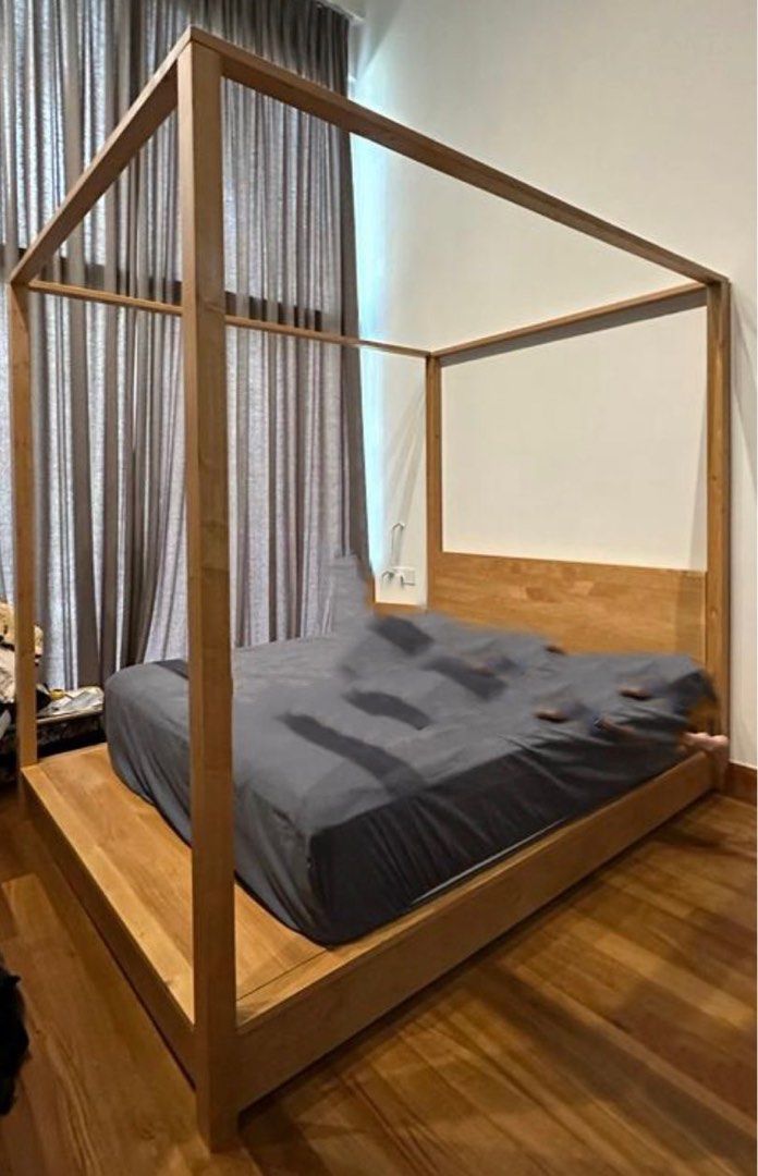 Four poster best sale bed harvey norman