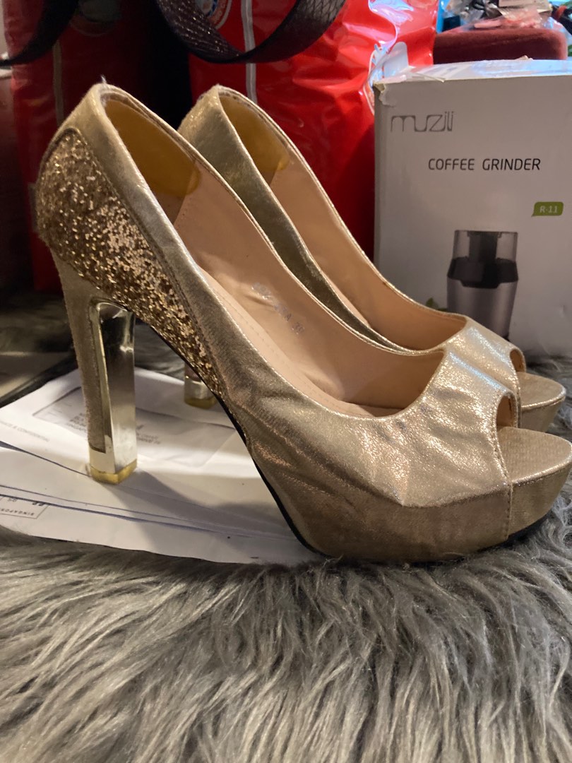 Gold Glitter Heels Women s Fashion Footwear Heels on Carousell