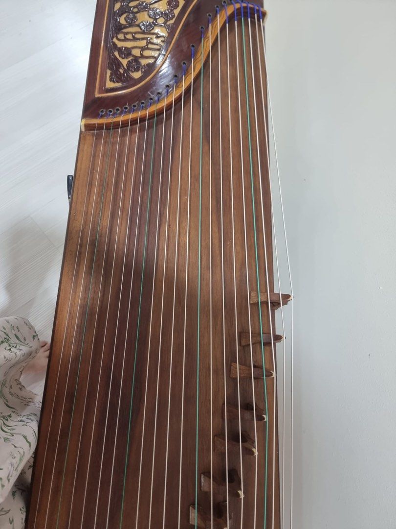 Guzheng, Hobbies & Toys, Music & Media, Musical Instruments on Carousell