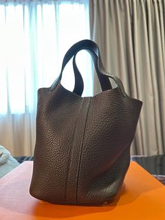 (Category: ) located in . Submitted by solelybranded (Listing ID 1227223619, Image 1). Description: .