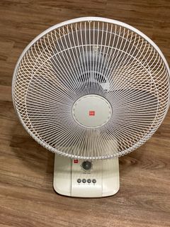 （分類：）位於 。 由 takaral 提交（商品編號 1227212564，圖片 1）。簡介： 。