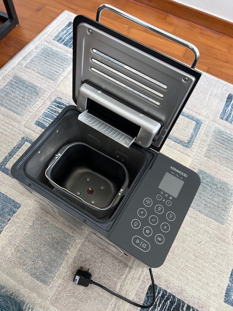 Kenwood bread maker, TV & Home Appliances, Kitchen Appliances