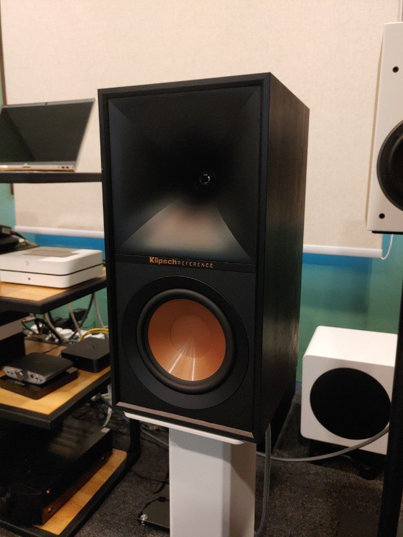 Klipsch Reference R50M Bookshelf Stereo Speakers 5.25" Woofers, Audio