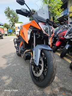 KTM 1290 SUPERDUKE GT