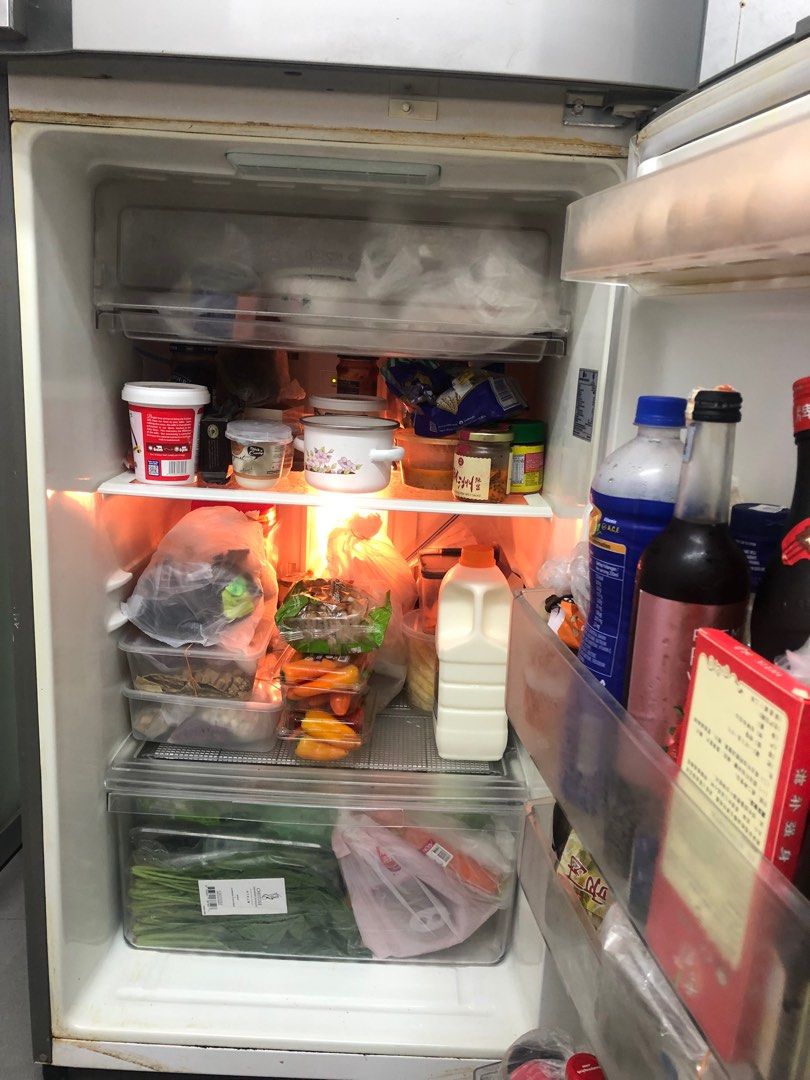 LG 2door fridge 160cm tall, TV & Home Appliances, Kitchen Appliances, Refrigerators