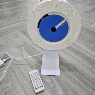 Like new cd player with bluetooth