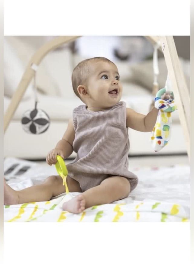 Lovevery playmat, Babies & Kids, Infant Playtime on Carousell