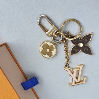 Shop Louis Vuitton Neo lv club bag charm and key holder (M69324