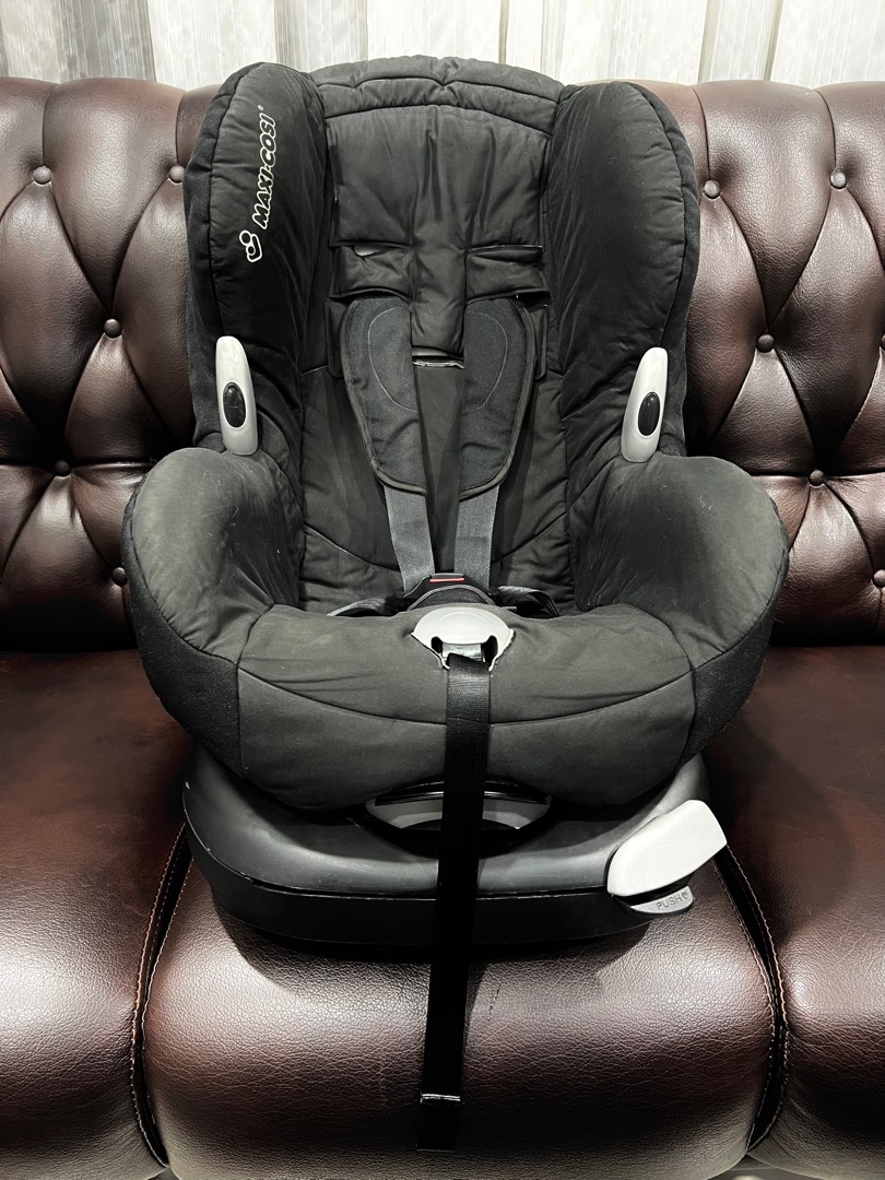 Maxi cosi priori halfords clearance