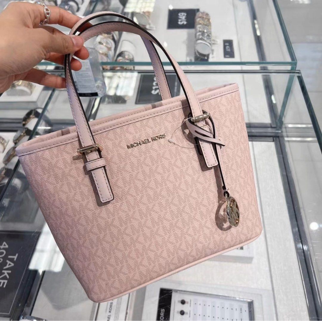 Michael Kors Charlotte Large Satchel, Women's Fashion, Bags & Wallets, Tote  Bags on Carousell