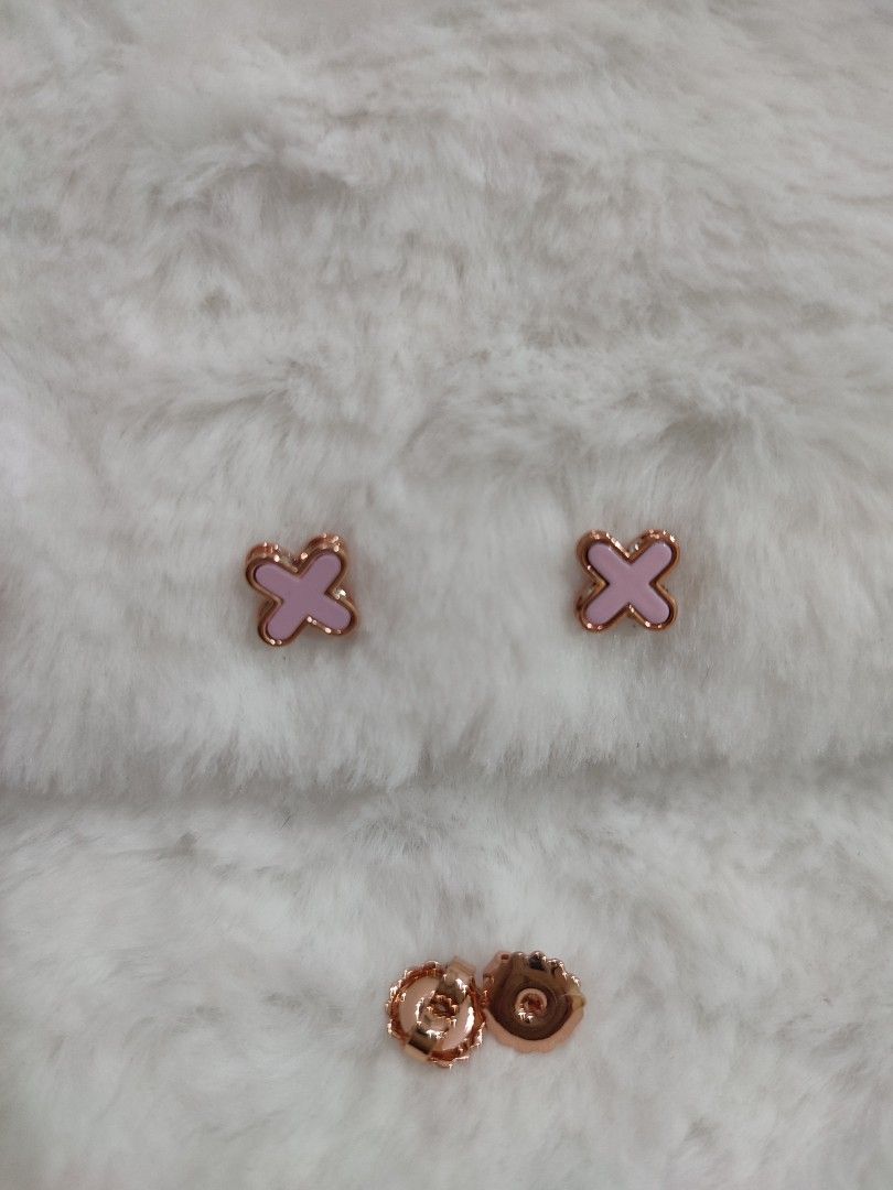 Mimco button earrings store