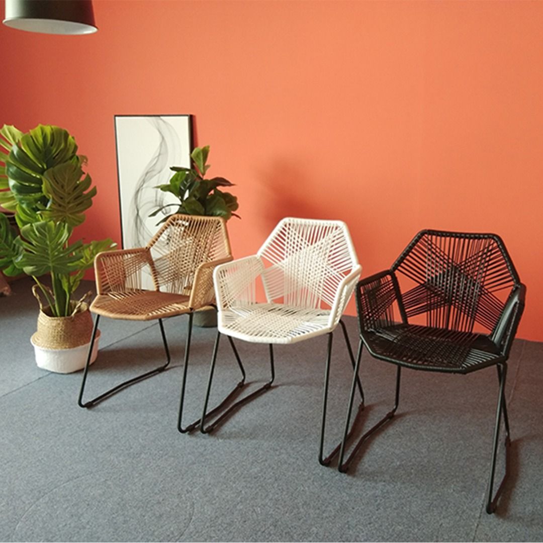 Modern Outdoor Rattan Chair Handcrafted with Classic Design and