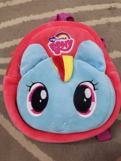 (Category: ) located in . Submitted by cloverlady (Listing ID 1227220232, Image 1). Description: .