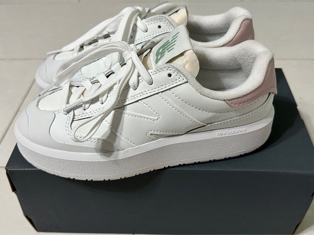 White on discount white new balance