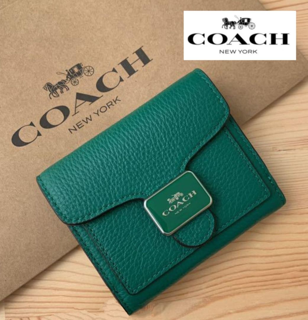 New Coach Original Green Limited Collection PEPPER WALLET For Women Come With Complete Set Suitable For Gift