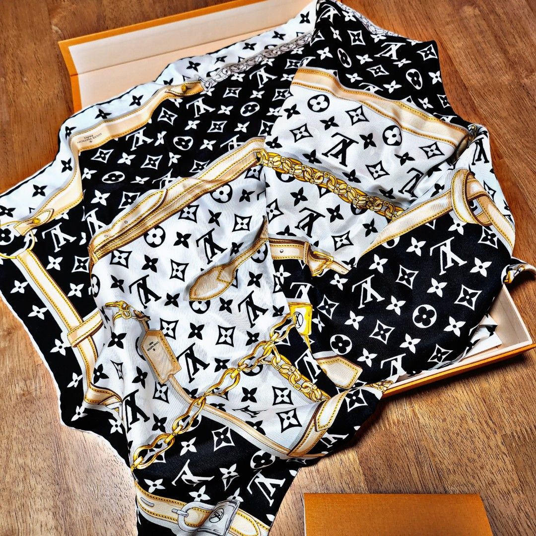 Louis Vuitton Monogram Confidential Square 90 Silk Scarf – Uptown