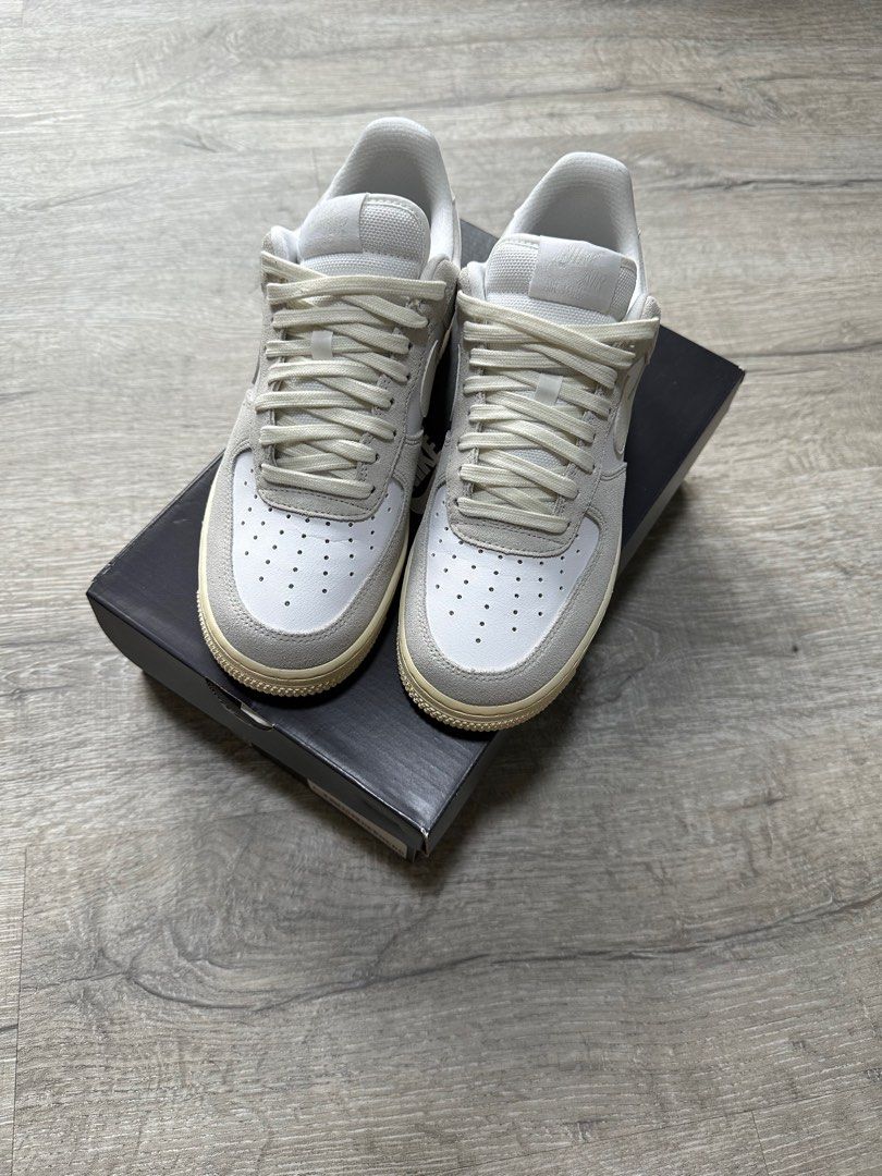 white sail tear air force 1