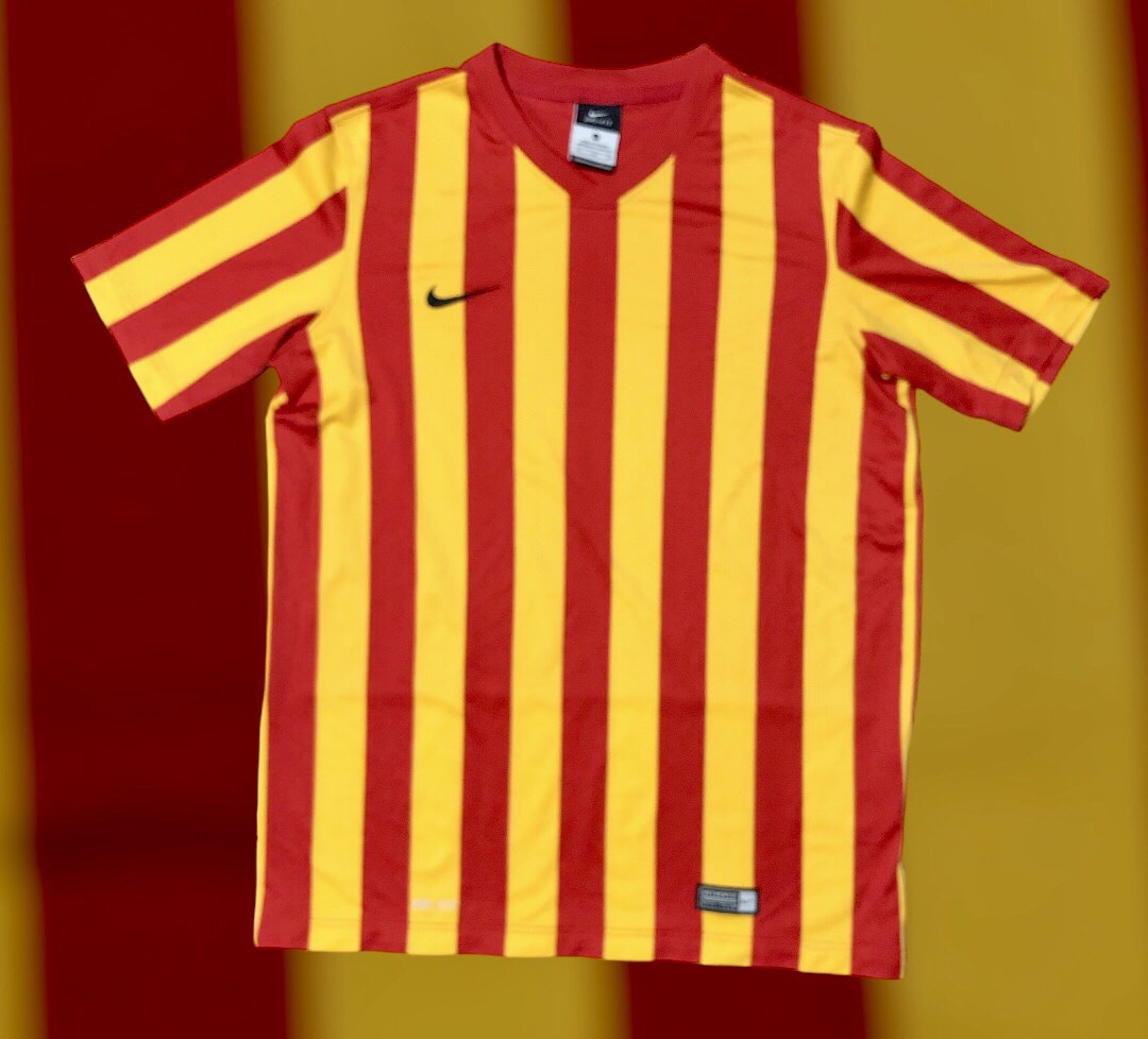 Nike Striped Division III Shirt - Yellow