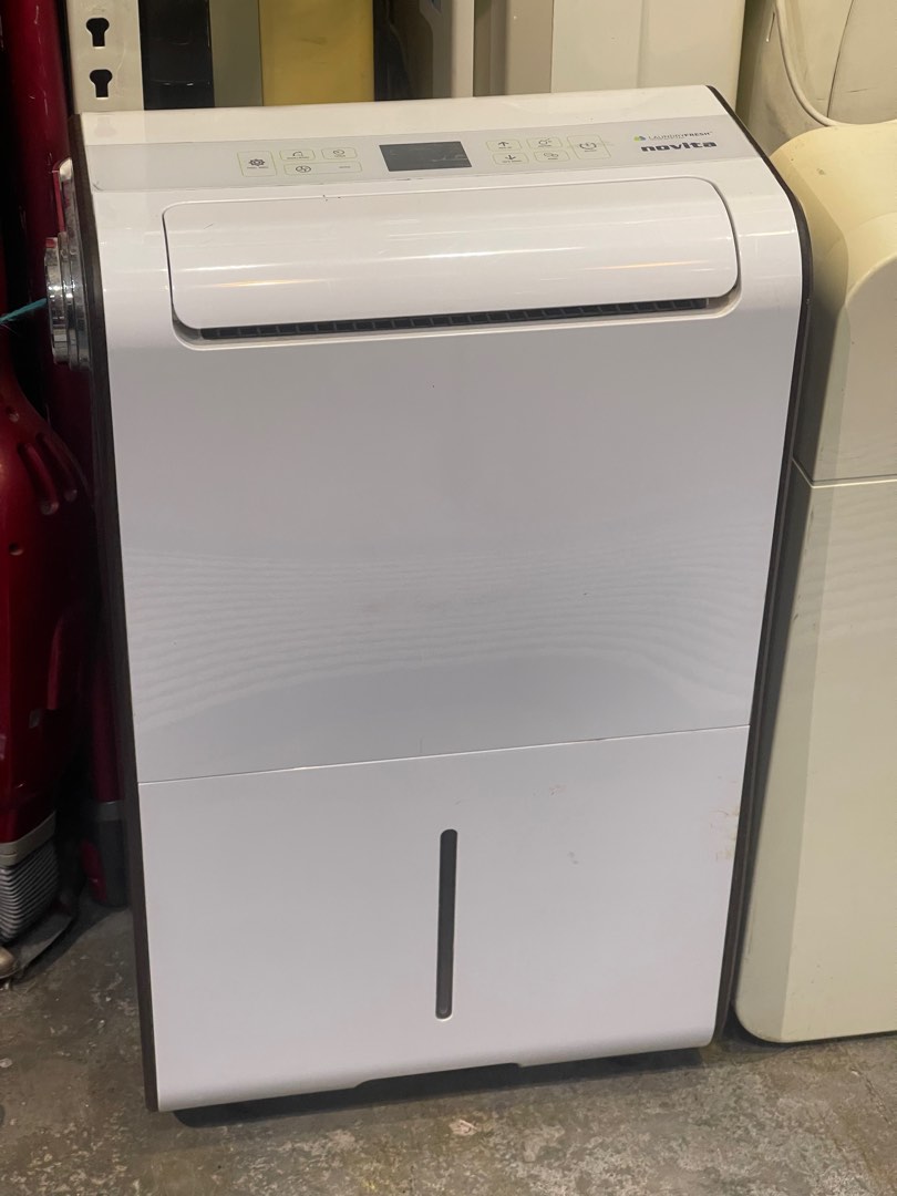 NOVITA BIG dehumidifier, TV & Home Appliances, Air Purifiers