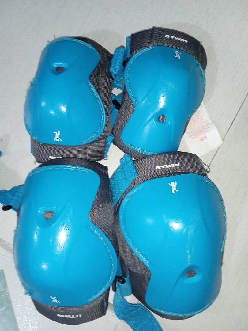 Original Decathlon Oxelo Helmet with Decathlon BTWIN Elbow and Knee