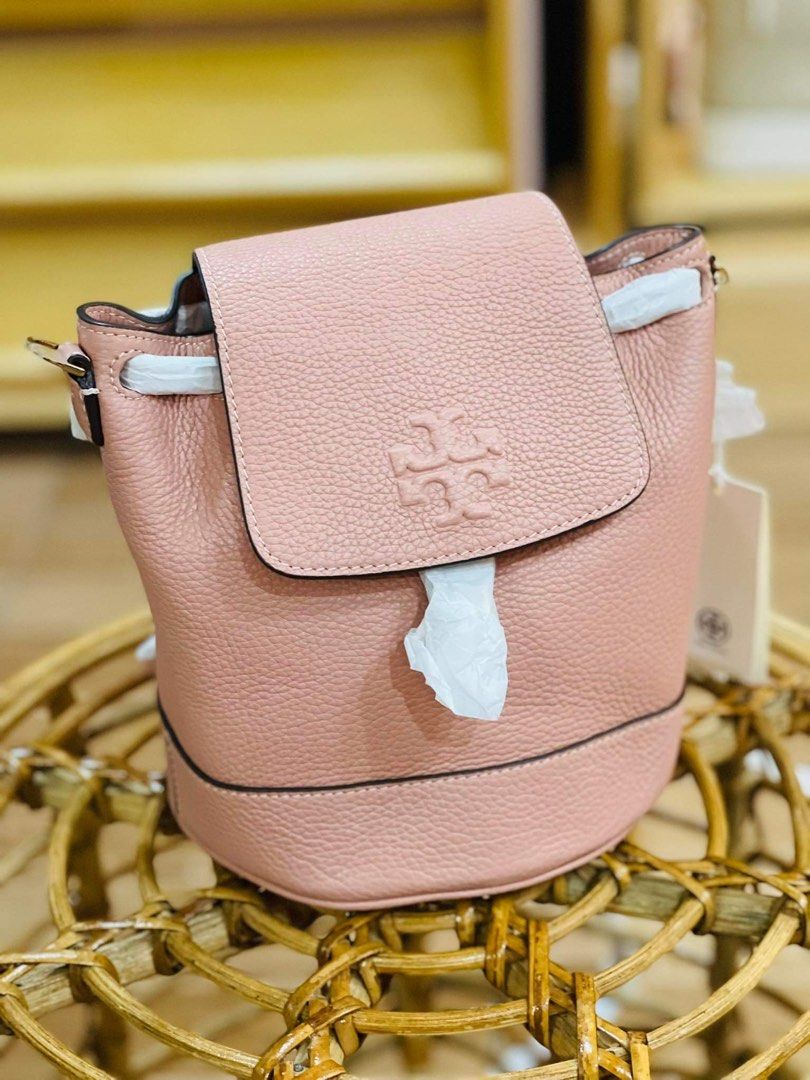 💯ORIGINAL TORY BURCH BLACK BUCKET PINKMOON (Category: Luxury Bags & Wallets) located in Quezon City. Submitted by ashongsstore (Listing ID 1227130661, Image 3). Description: ➕TÖRY BÜRÇH COLLECTION➕ 🇵🇭ONHAND🇵🇭 Blake Bucket Backpack/Shoulder and Crossbody Bag ‼️Please look at our pictures as that is exactly what you are purchasing‼️ 10000% Original Not REPLICA, OEM, TOP GRADE QUALITY, AUTHENTIC QUALITY or Any other Terms to DENOTE FAKE! 😎 . �