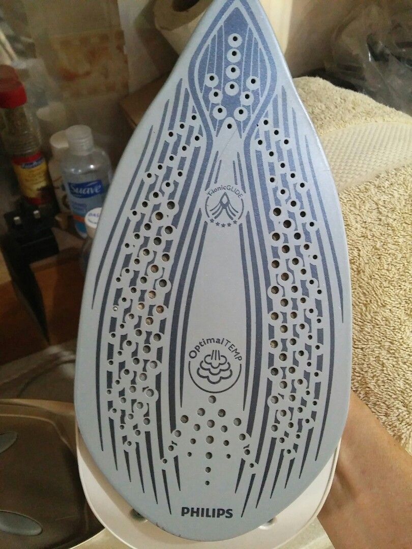 Philips steam generator iron. In good working conditions. Silent Steam