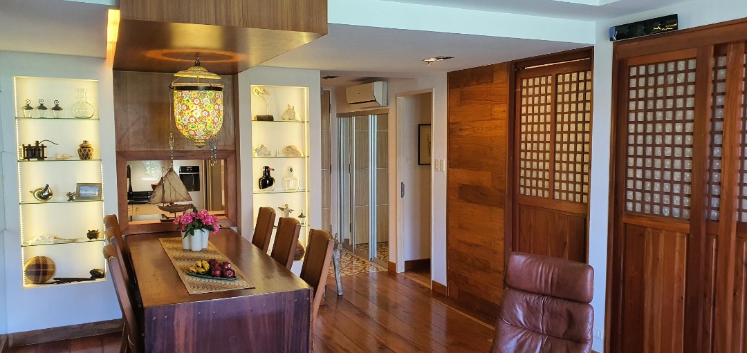 (Category: ) located in . Submitted by mikeleeco (Listing ID 1227205479, Image 1). Description: .