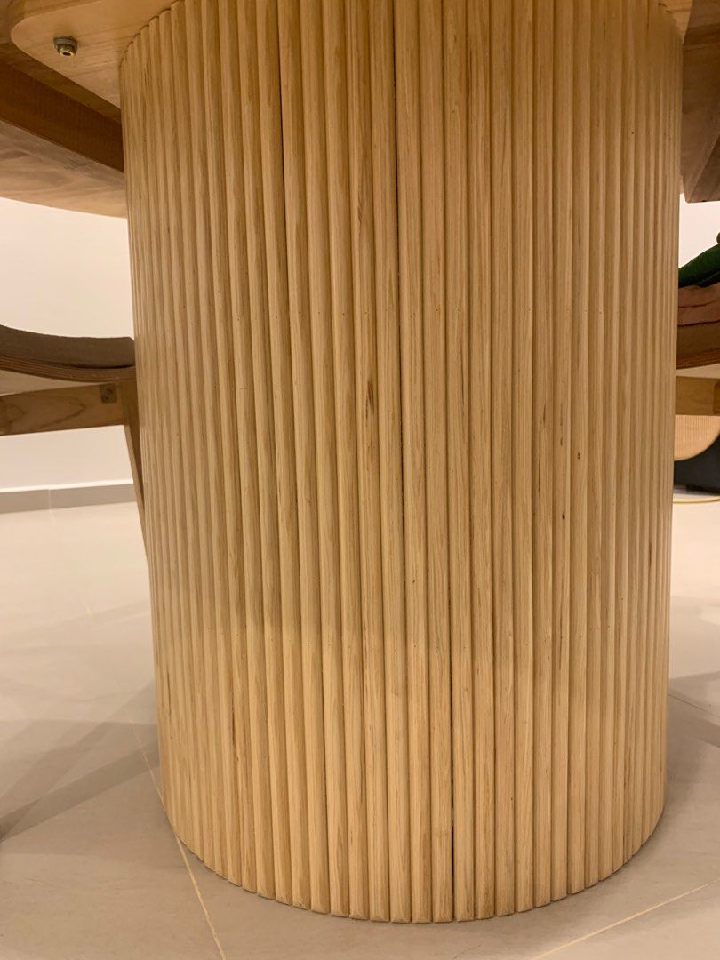 Round Fluted Dining Table, Furniture & Home Living, Furniture, Tables