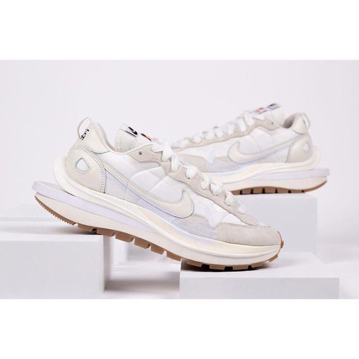 SACAI X NIKE VAPORWAFFLE, 女裝, 鞋, 波鞋- Carousell