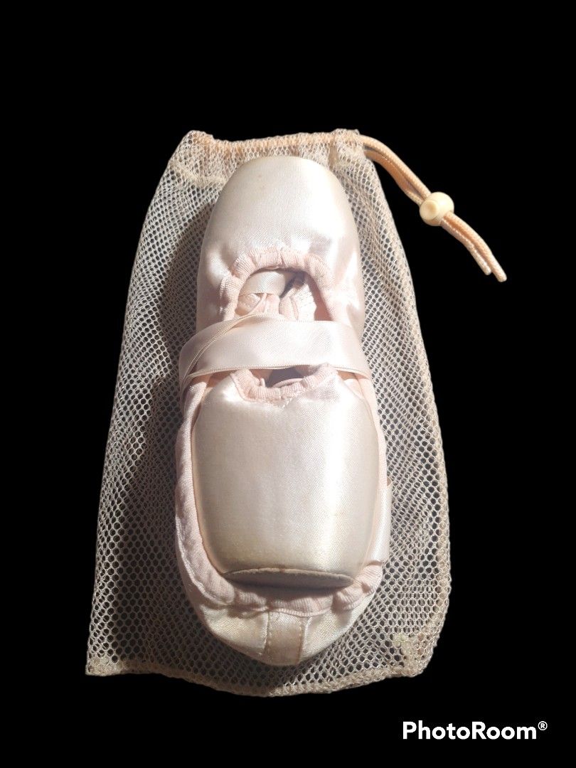 Sansha Ovation Pointe Shoes Size 9X