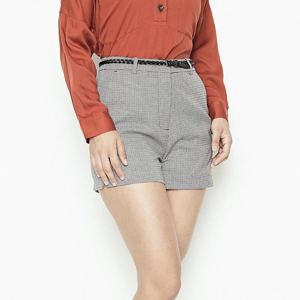 Seed Casual Basic Shorts - Patterned, Women's Fashion, Bottoms, Shorts on  Carousell