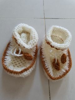 Sepatu Rajut Bayi