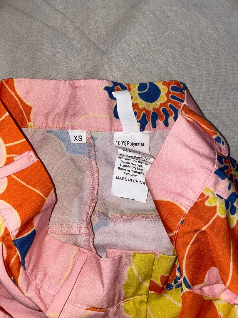 Shein Floral Pants (Category: Other Bottoms) located in Makati City. Submitted by bilzer (Listing ID 1227234870, Image 2). Description: Harry Styles-core Flare pants Zara dupe I am waistline 26 Altered to fit 5’0-5’3 height Material is polyester Nice on the butt 😂 .
